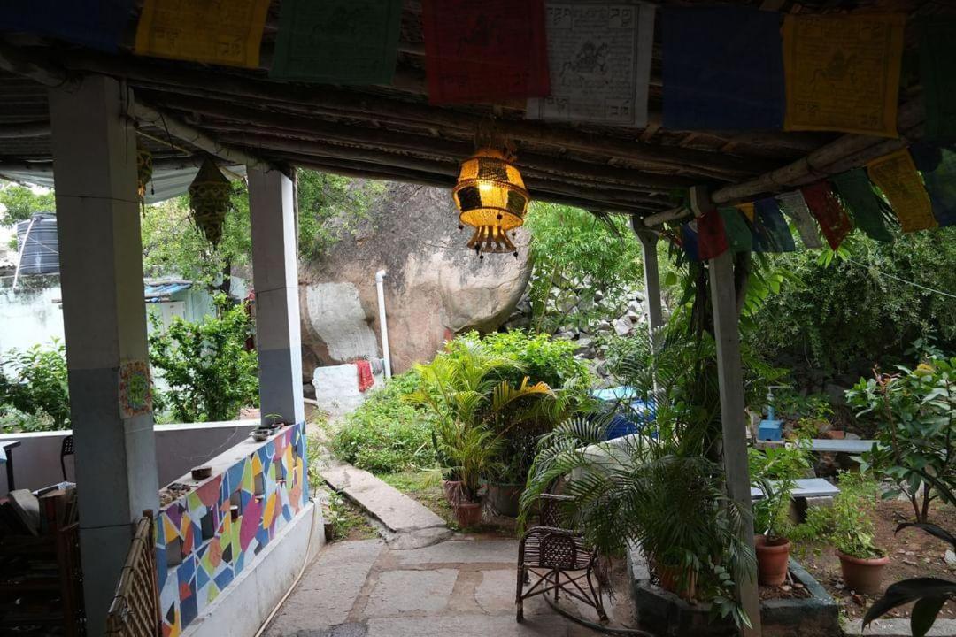 Hearthspace Hampi - Small Home, A Low-Impact Backpackers Hostel Exteriér fotografie